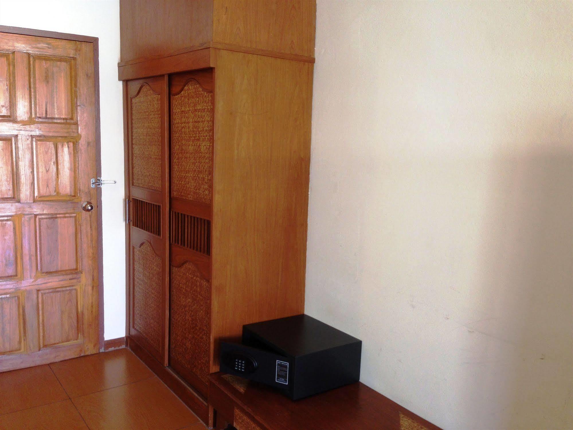 Phuphaya Resort Pattaya Ngoại thất bức ảnh