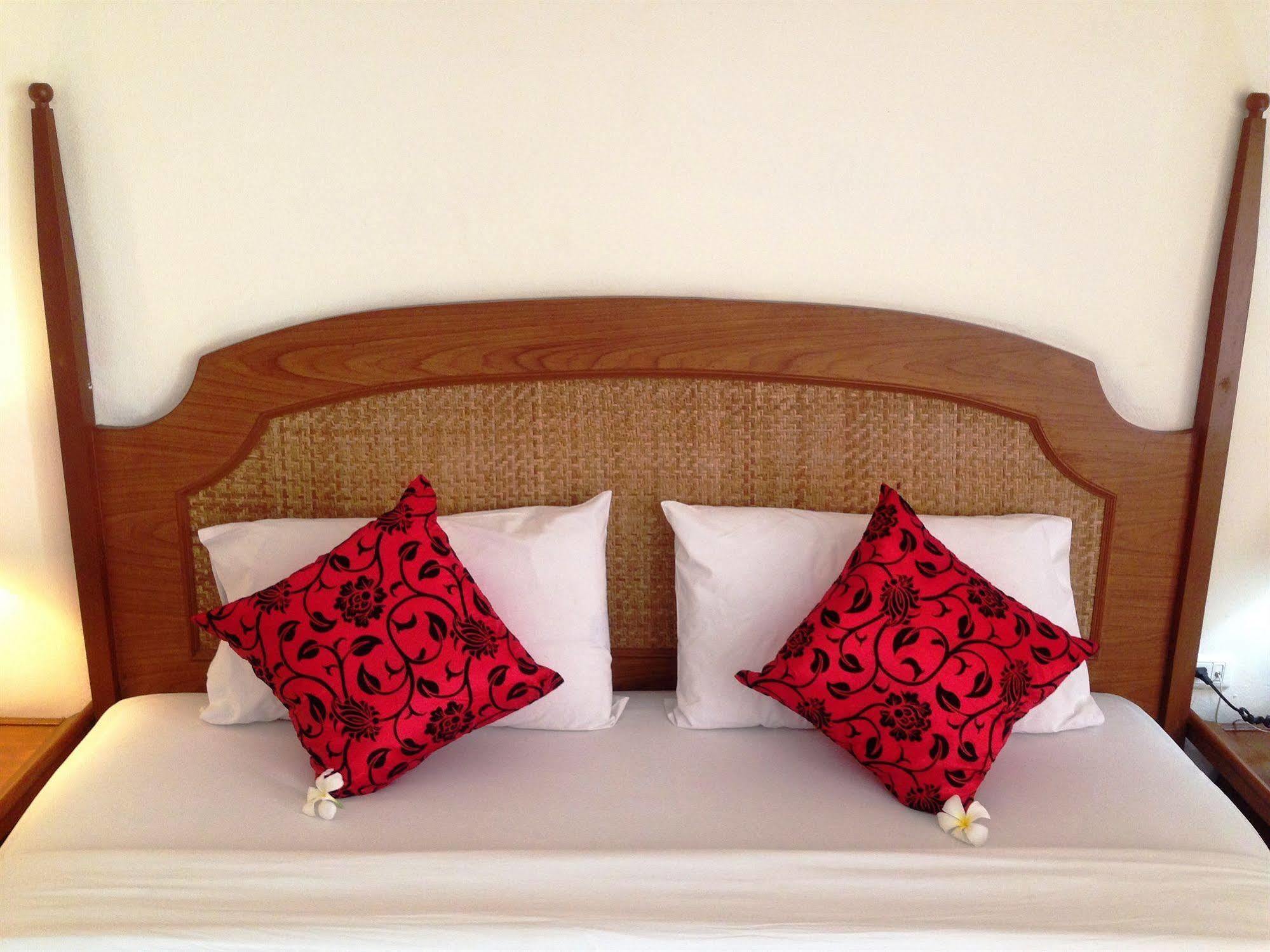 Phuphaya Resort Pattaya Ngoại thất bức ảnh