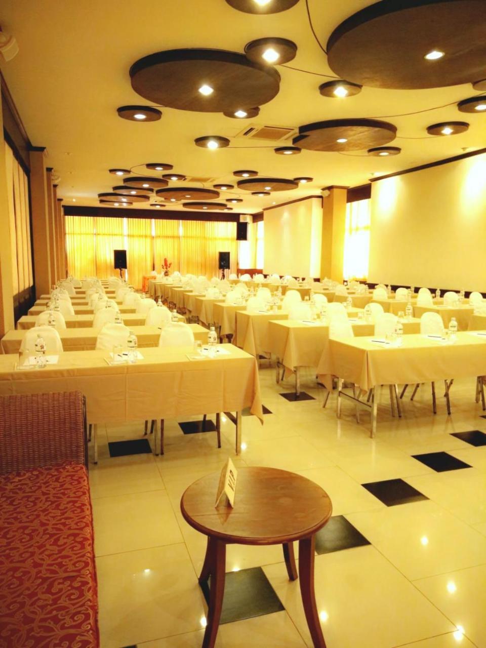 Phuphaya Resort Pattaya Ngoại thất bức ảnh