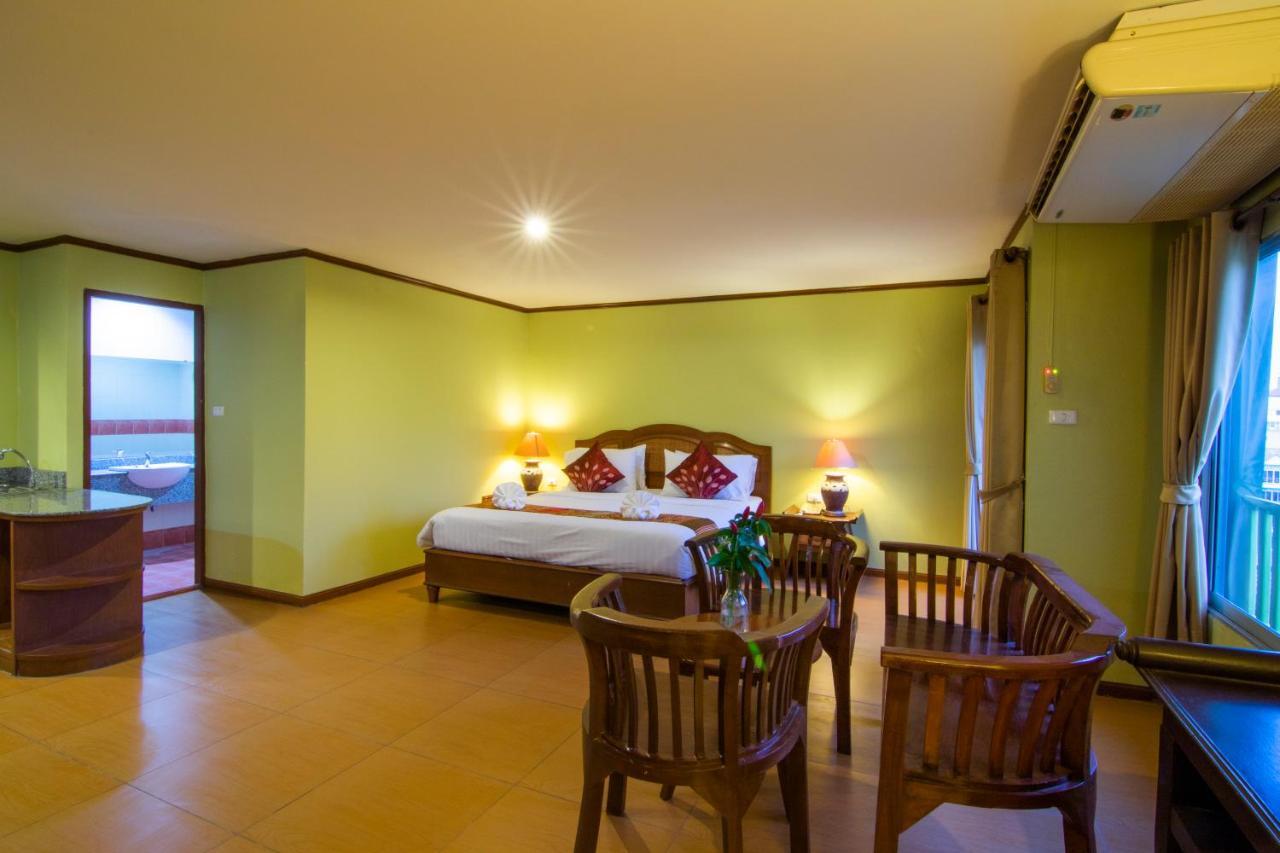 Phuphaya Resort Pattaya Ngoại thất bức ảnh